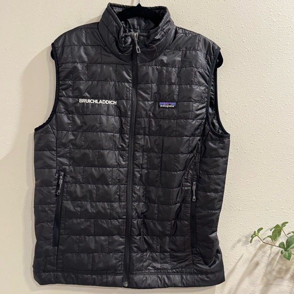 Patagonia NWT Men’s M Black Nano Puff Vest Insulated Wind Proof Gorpcore *READ* - Picture 1 of 6